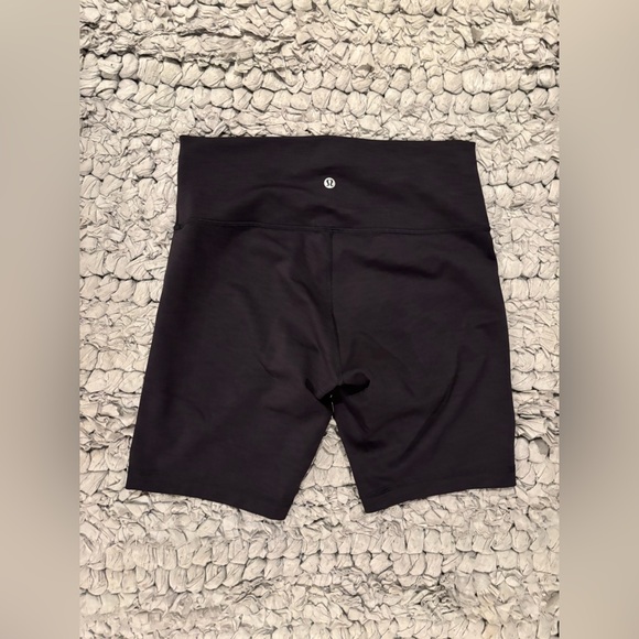 lululemon athletica Wunder Train High Rise Heathered Black Short 8” inseam - Picture 4 of 7